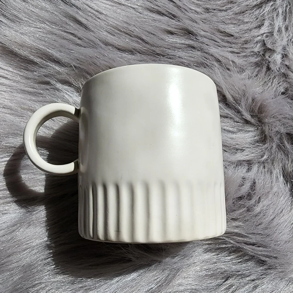 Rae Dunn by Magenta SAVOR‎ wider mug with ridged bottom